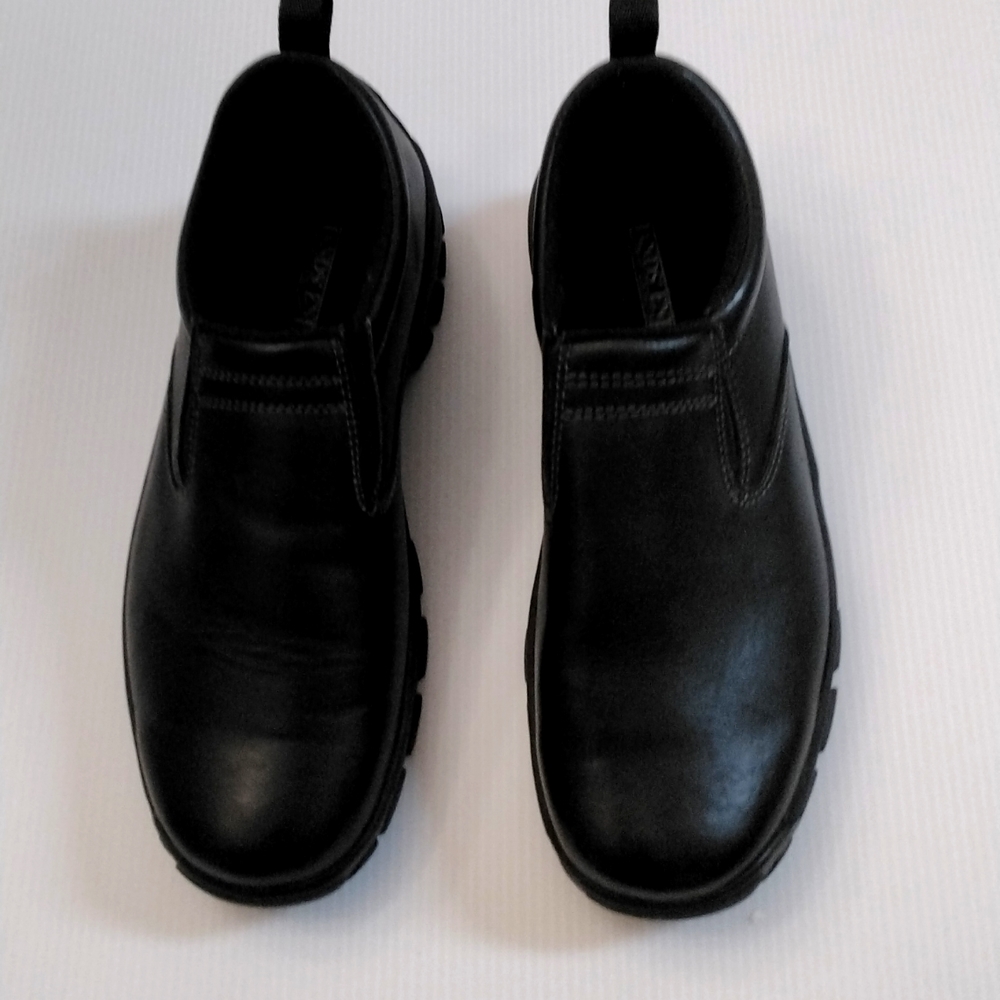Lands End non slip lug sole lightly lined black slip on loafers
